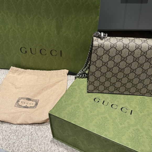 Gucci Dionysus Bag - Picture 4 of 6